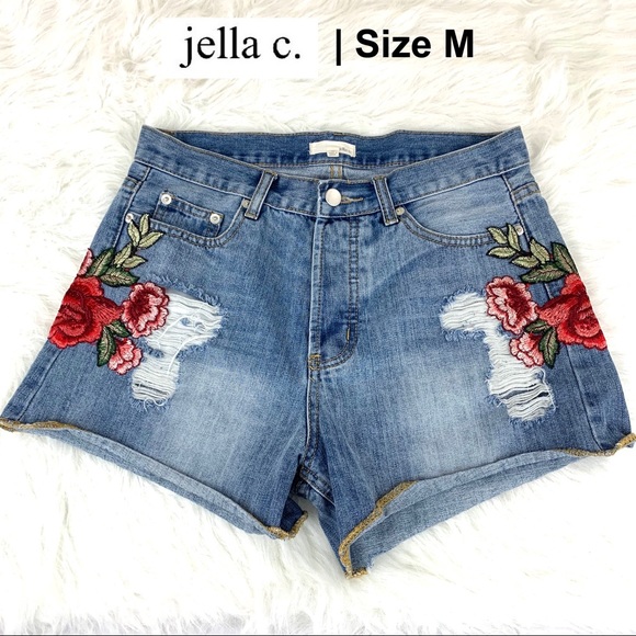 Jella C Pants - 🌹Jella C Size Med Rose Embroidered Jean Shorts